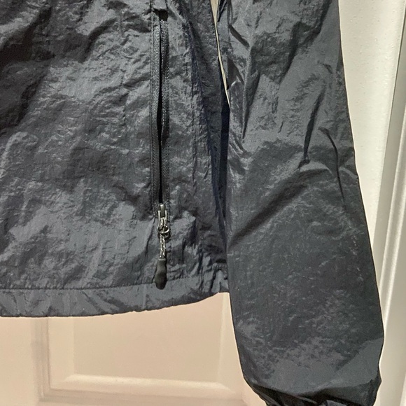 Women’s Mesh Lined Hooded Windbreaker, Black, size Medium - NWOT - Picture 4 of 8